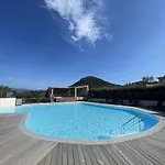 & Piscine Santa Giulia Apartman *