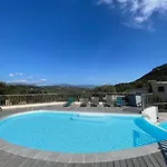 & Piscine Santa Giulia * 维琪奥港