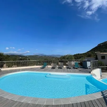 & Piscine Santa Giulia * Porto-Vecchio (Corsica)