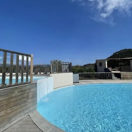 Apartment & Piscine Santa Giulia