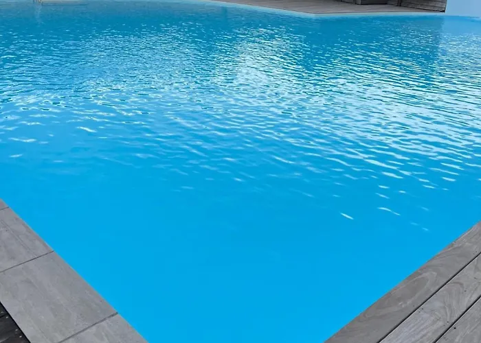 & Piscine Santa Giulia 维琪奥港