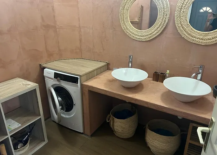 Апартаменти & Piscine Santa Giulia